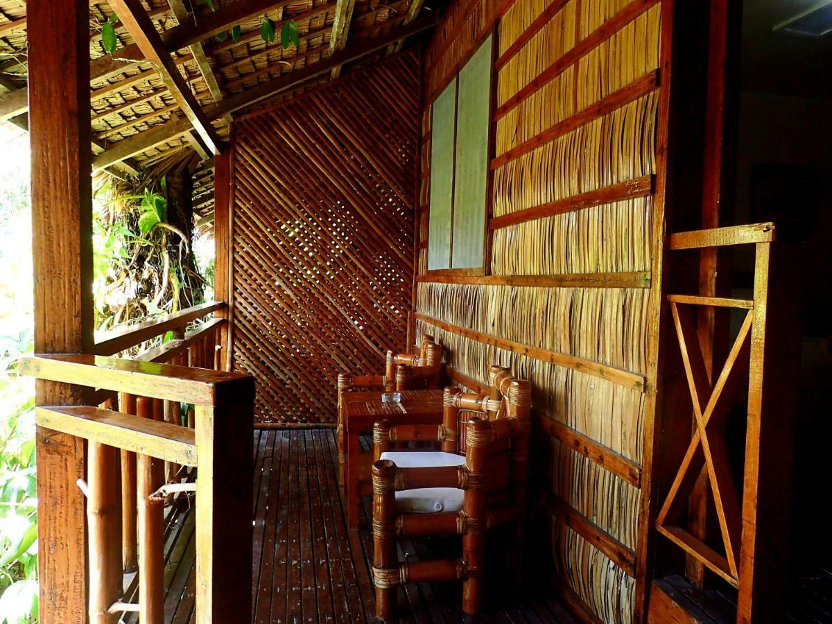 El Galleon Beach Resort Puerto Galera Exterior photo